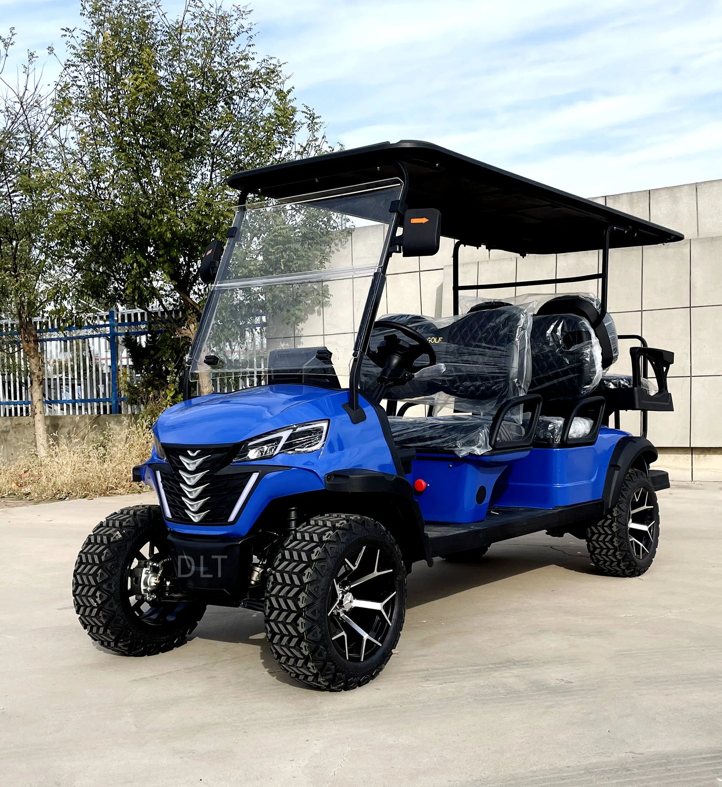 Wholesale Brand New Utility Vehicle 4 Wheel 4 Seater Golf Cart 48V Lithium Battery Club Car off Road Golf Cart Electric Price